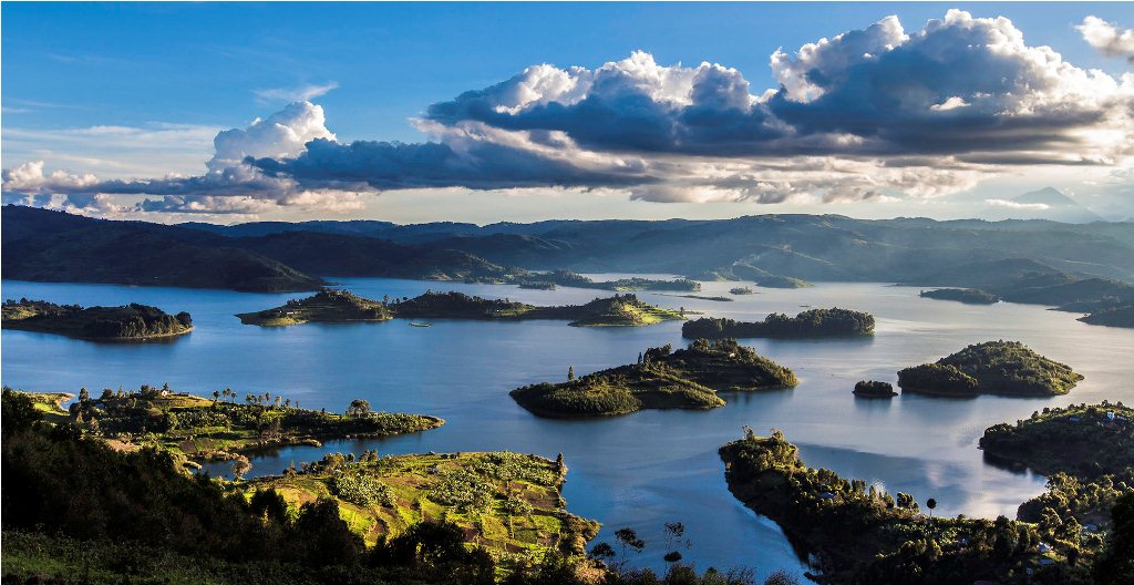 lake bunyonyi uganda